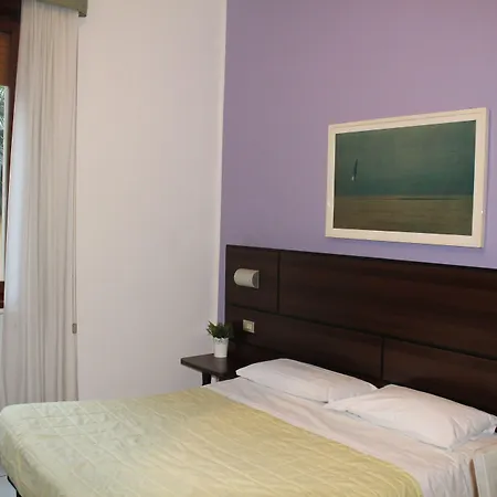 Otel Catalani E Madrid Milano