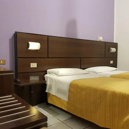 Catalani E Madrid Hotell 2*