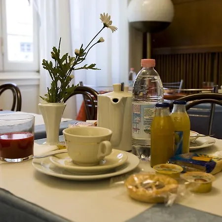 Hotell Catalani E Madrid Milano