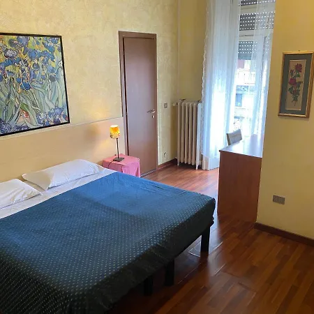 Hotell Catalani E Madrid 2*