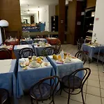 Ξενοδοχείο Catalani E Madrid 2*